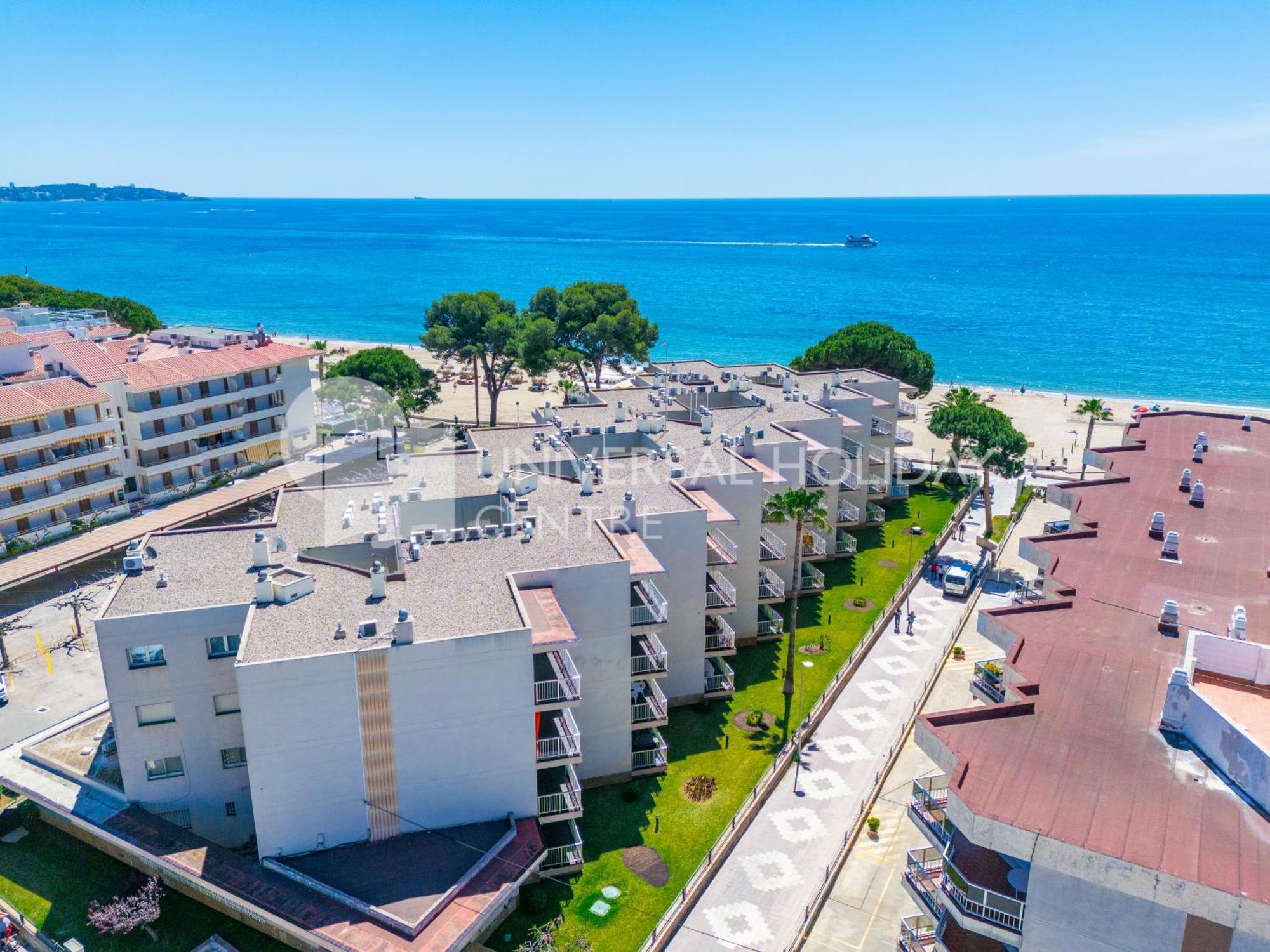 Uhc Dms Family Apartments Cambrils Exterior photo